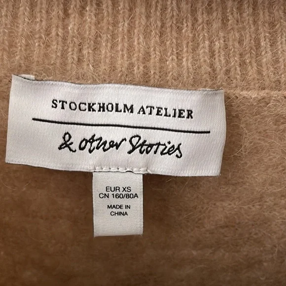 & Other Stories Tan Sweater - Picture 3 of 4